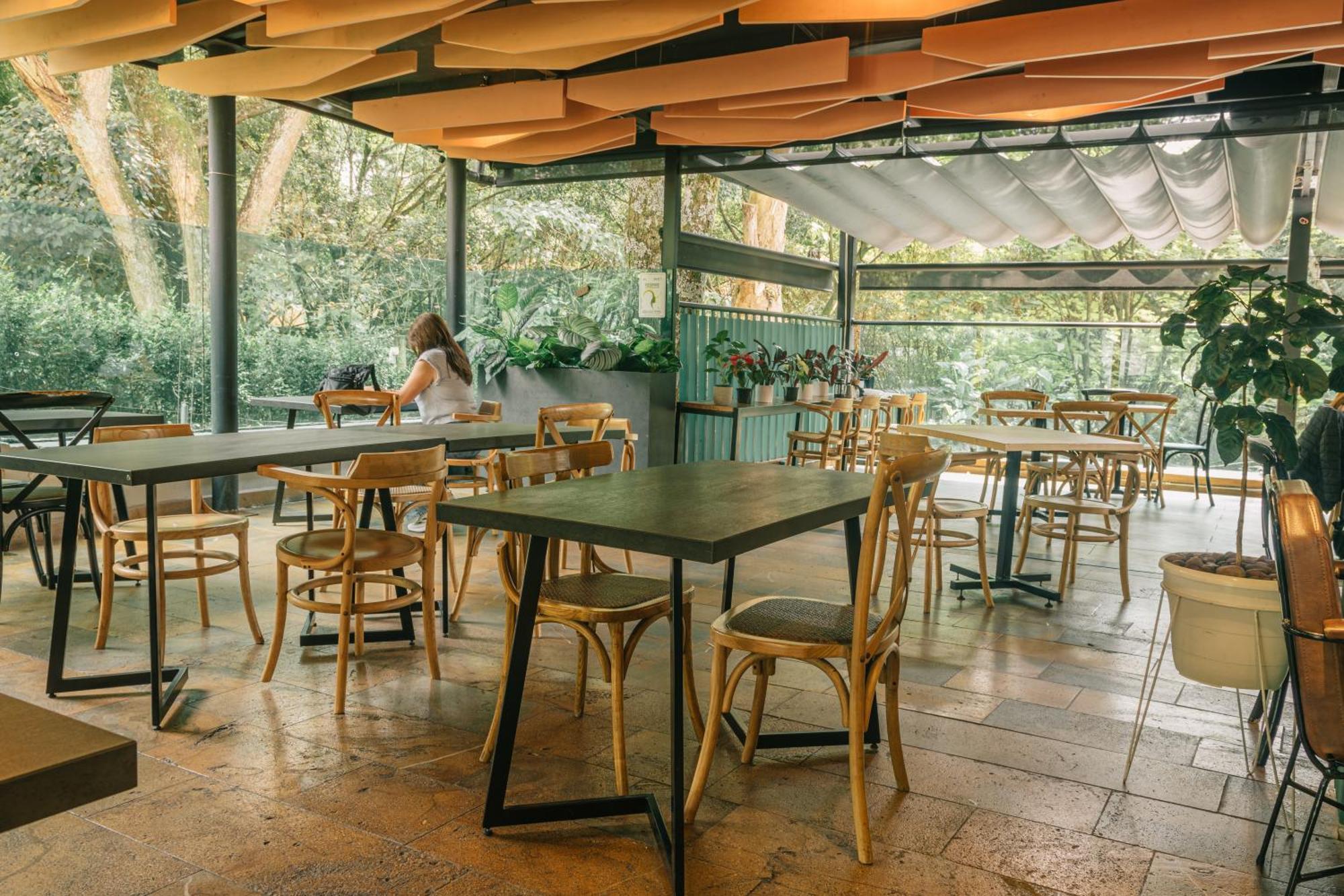 Cafe Hotel Μεντεγίν Εξωτερικό φωτογραφία