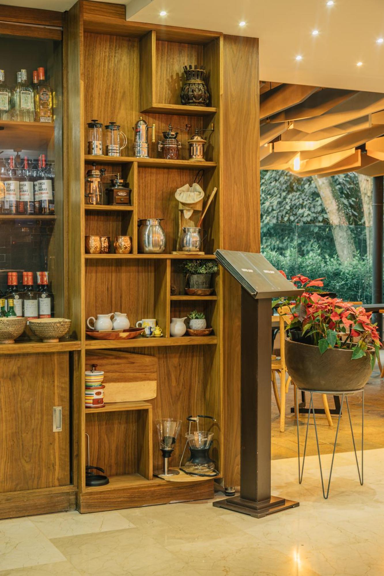 Cafe Hotel Μεντεγίν Εξωτερικό φωτογραφία