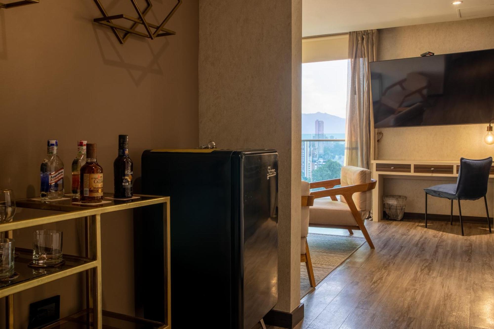 Cafe Hotel Μεντεγίν Δωμάτιο φωτογραφία