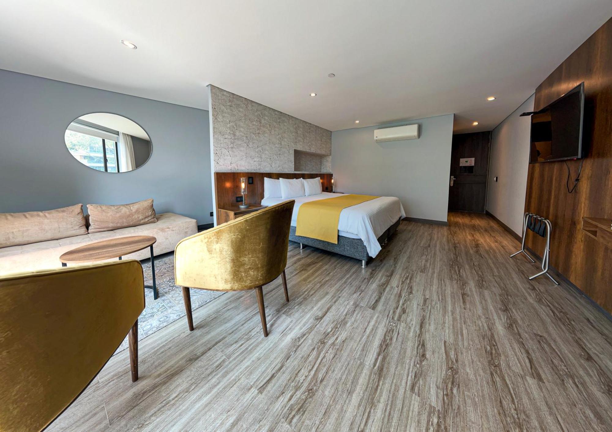 Cafe Hotel Μεντεγίν Δωμάτιο φωτογραφία