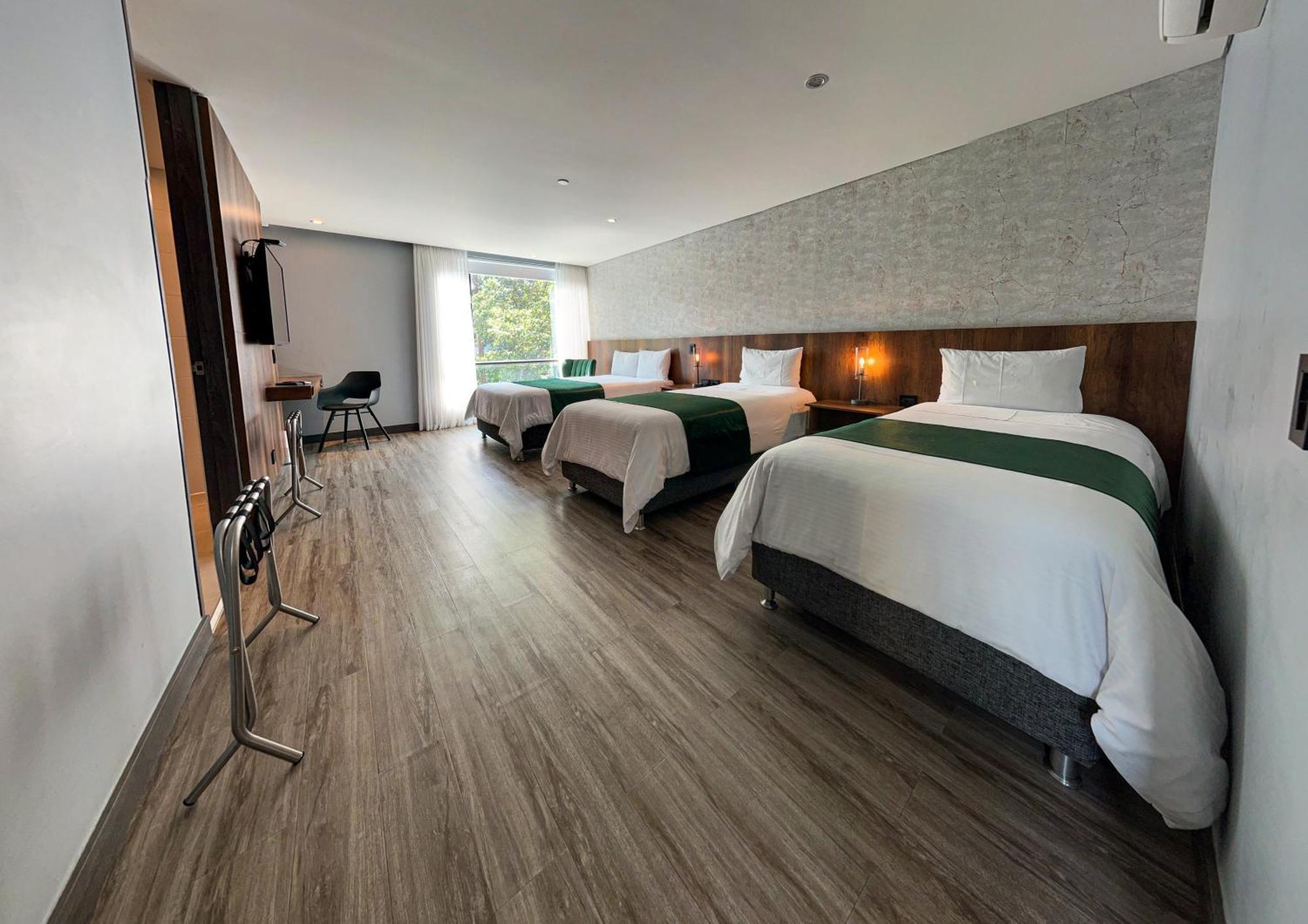 Cafe Hotel Μεντεγίν Δωμάτιο φωτογραφία