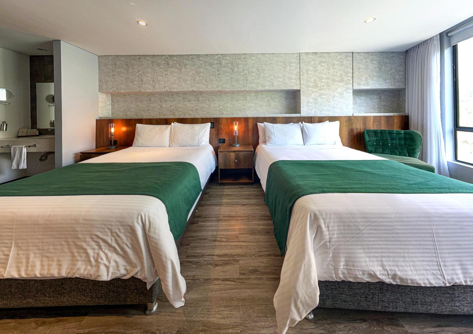 Cafe Hotel Μεντεγίν Δωμάτιο φωτογραφία