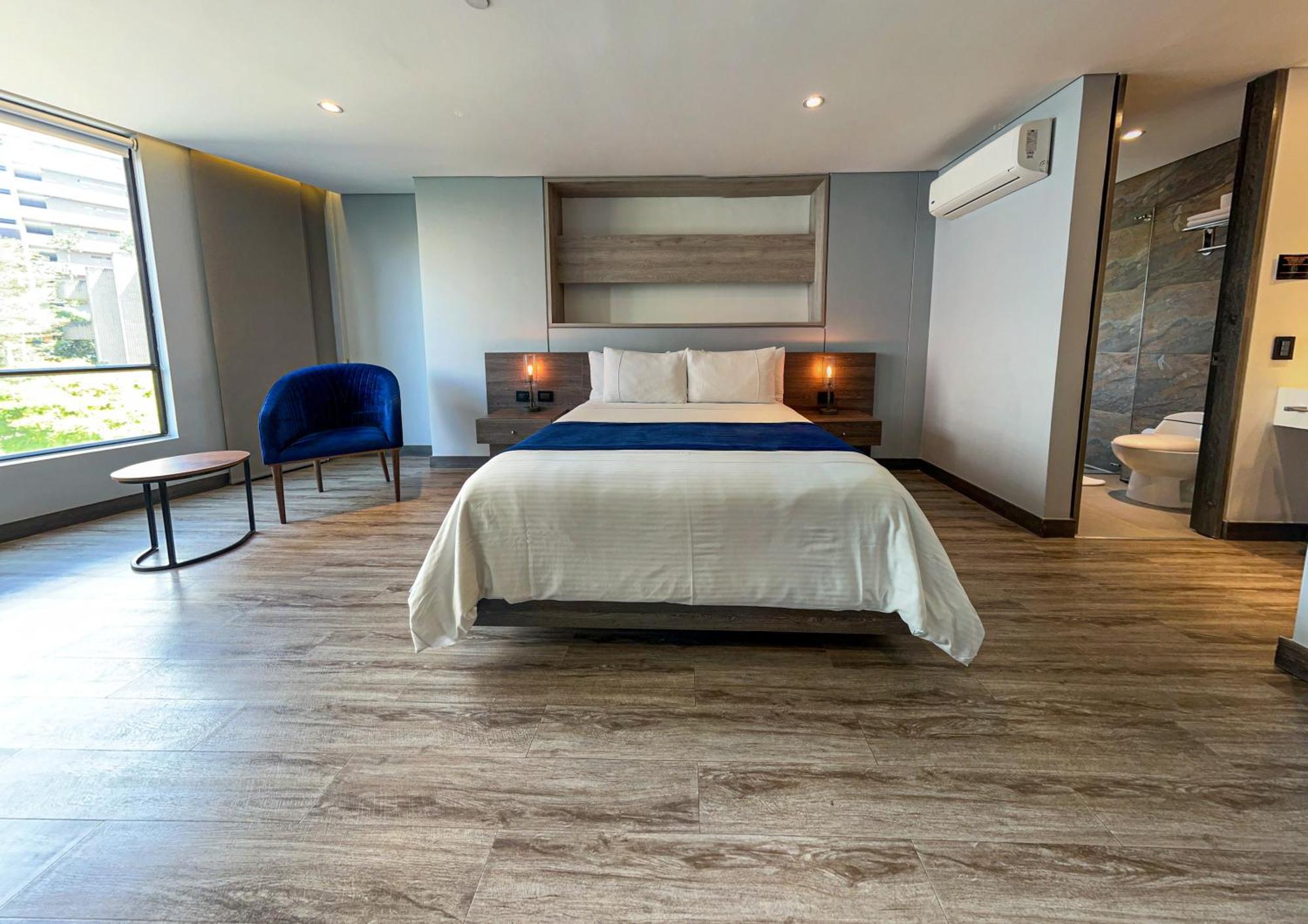 Cafe Hotel Μεντεγίν Δωμάτιο φωτογραφία