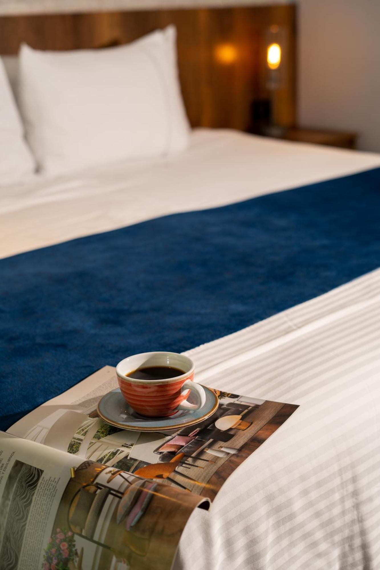 Cafe Hotel Μεντεγίν Εξωτερικό φωτογραφία