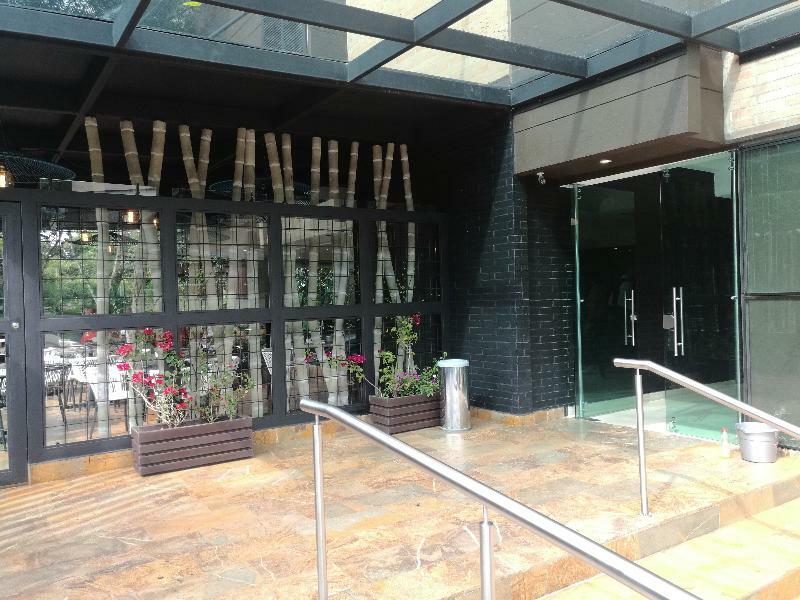 Cafe Hotel Μεντεγίν Εξωτερικό φωτογραφία